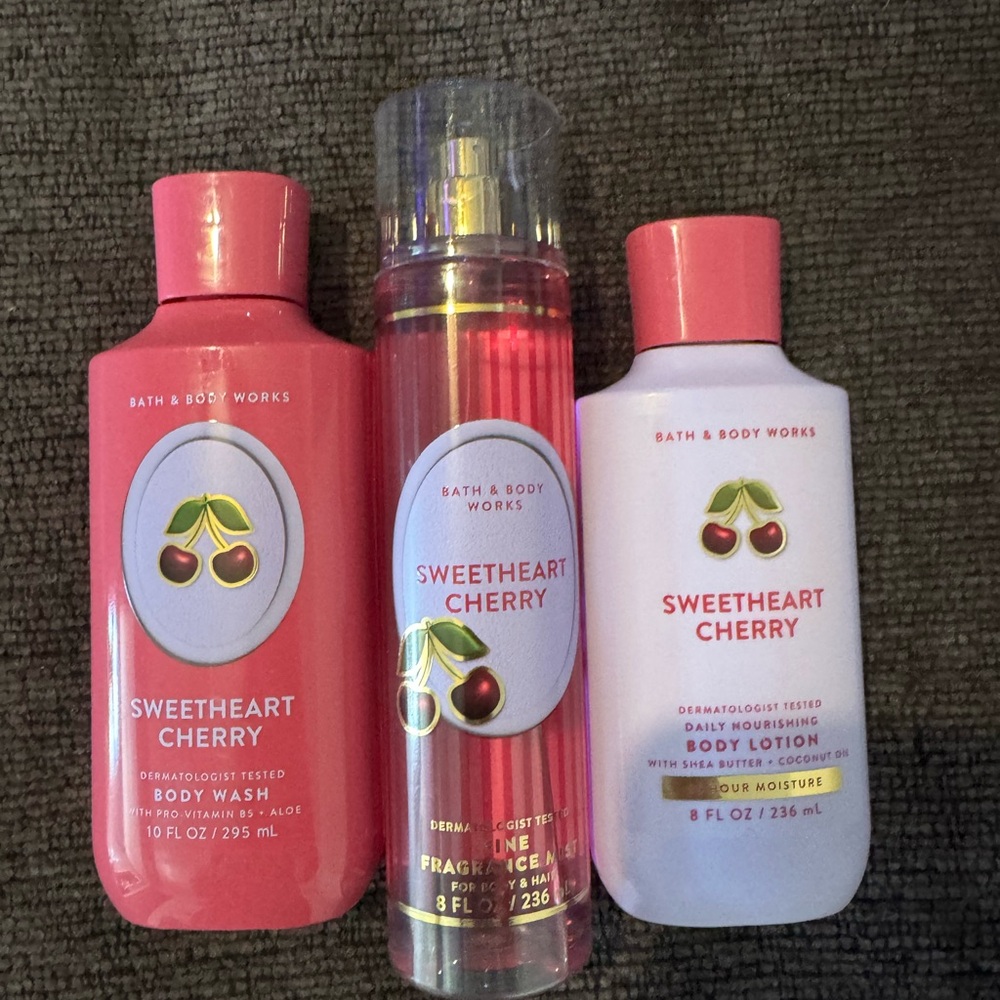 Bath & Body Works Sweetheart Cherry Body Wash Set - Pink and Red